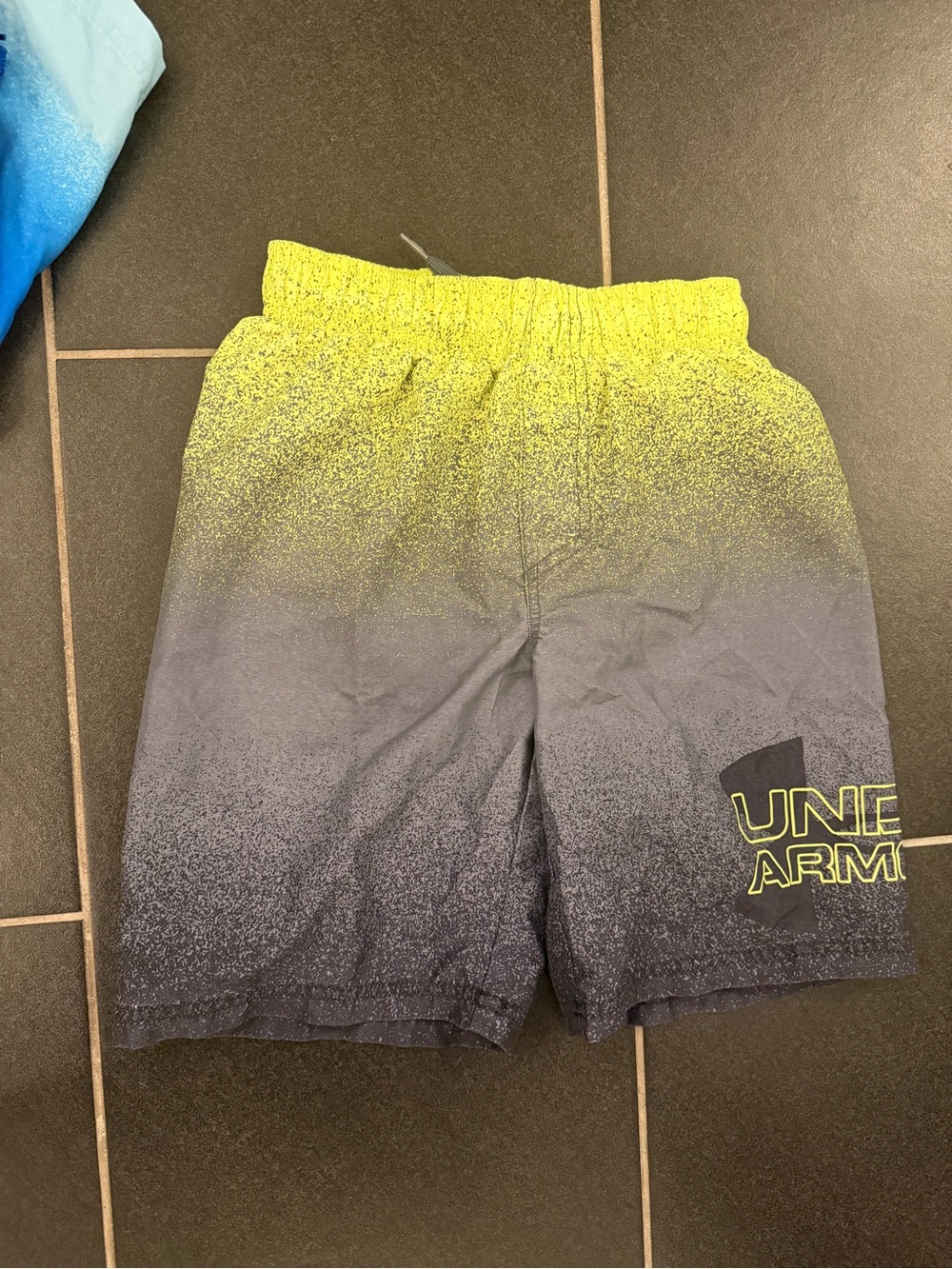 Under Armour Boys Yellow-to-Gray Gradient Swim Trunks (size tag removed YS YM)